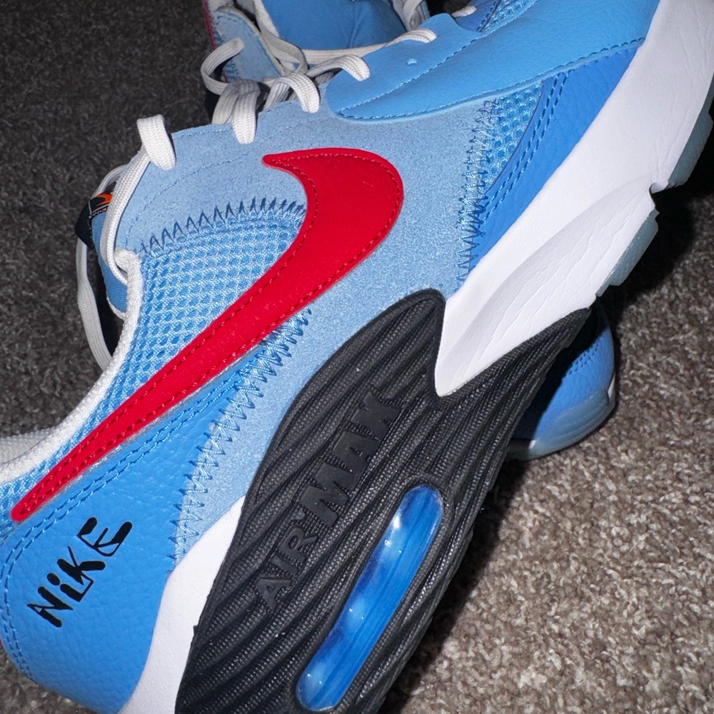 Air Max Excee “University Blue” 2022.
